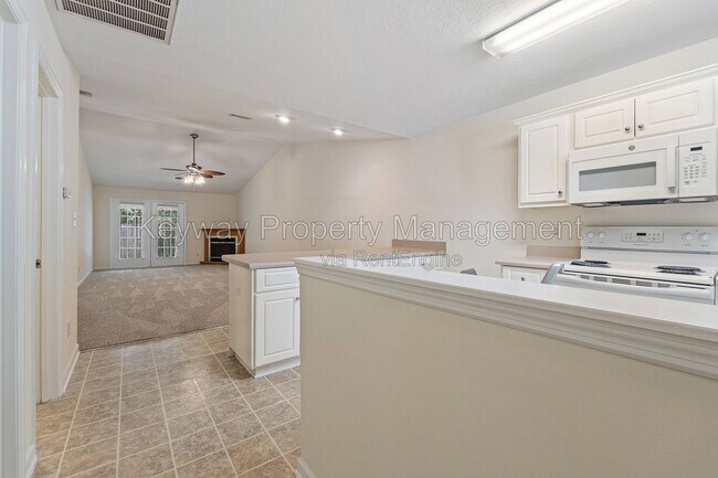 Building Photo - 2242 Bridgeton Rd