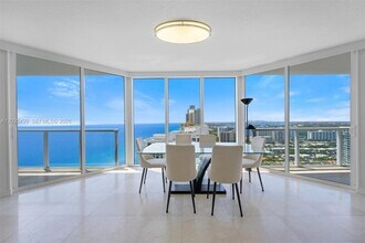 Building Photo - 16699 Collins Ave