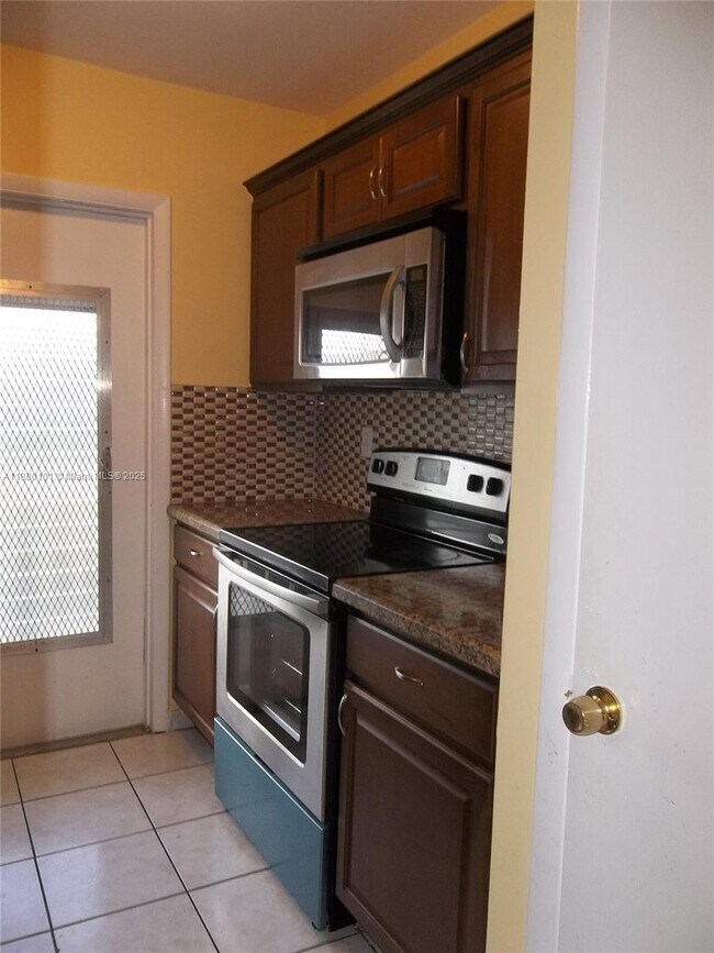 Foto del edificio - 1450 Atlantic Shores Blvd