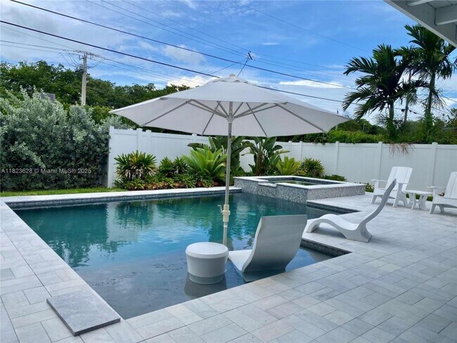 Foto del edificio - 3 bedroom in Hollywood FL 33019