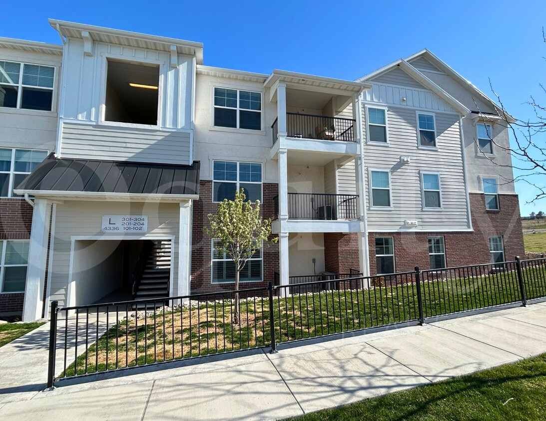 Primary Photo - 4336 W 1850 N