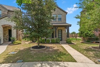Building Photo - 1323 Bailey Ln