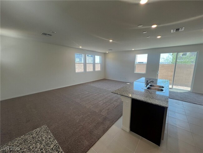 Foto del edificio - 9058 Rivington Ave