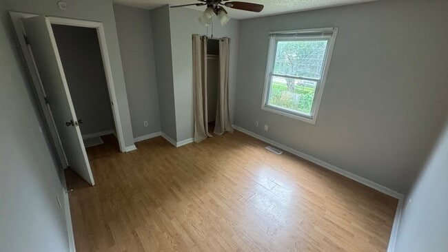 Building Photo - 204 Avondale Ave