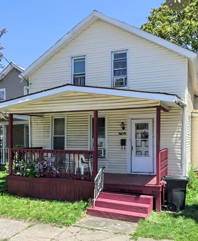 Building Photo - 2679 Cherry St