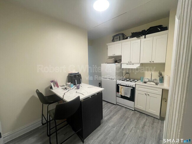 Photo - 355 Greenwich Ave Apartment