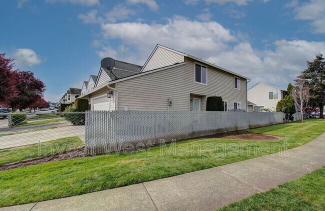 Foto del edificio - 3020 NE 116th Ave