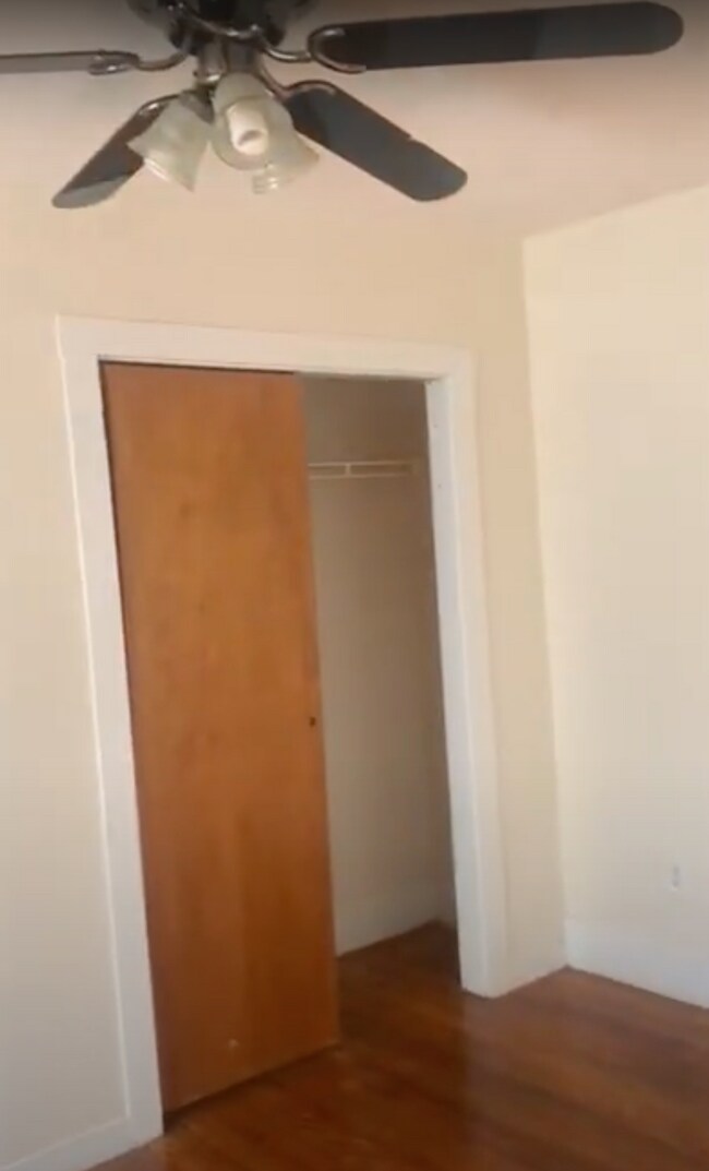 Building Photo - 35 Brookford St