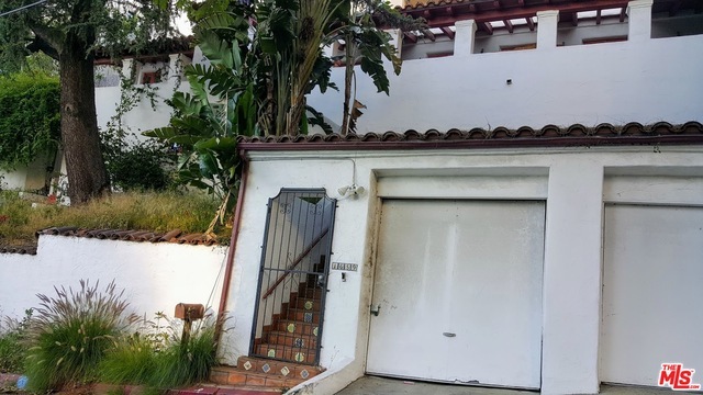 Foto del edificio - 1659 N Kings Rd