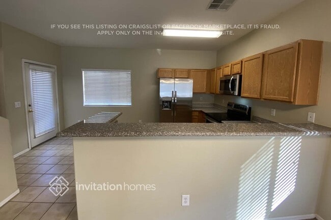 Building Photo - 7213 S 8th St