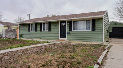 Building Photo - 1615 Custer Ave