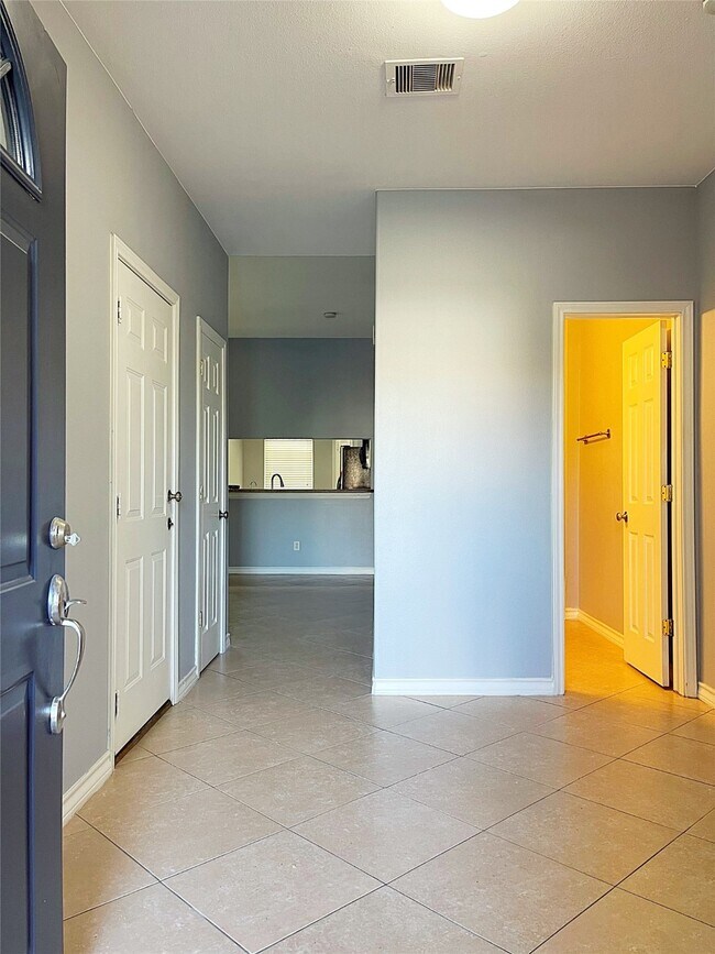 Foto del edificio - 13739 Canyon Hollow Loop