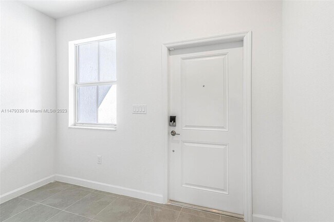 Foto del edificio - 16227 SW 289th St