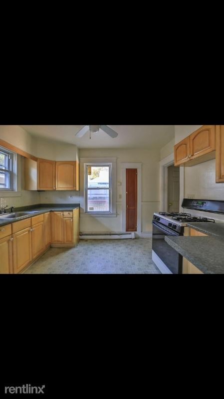 Primary Photo - 2 br, 1 bath House - 126 Pumgansett St