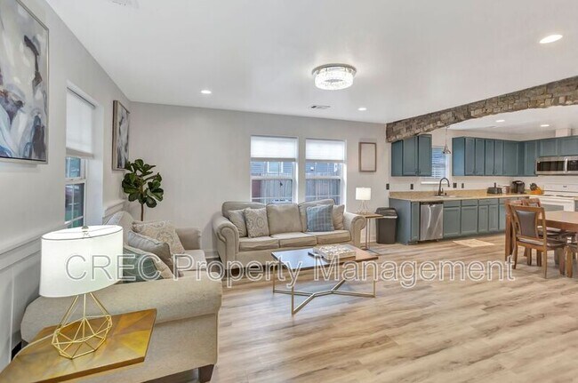 Foto del edificio - 2568 Celestial Ct