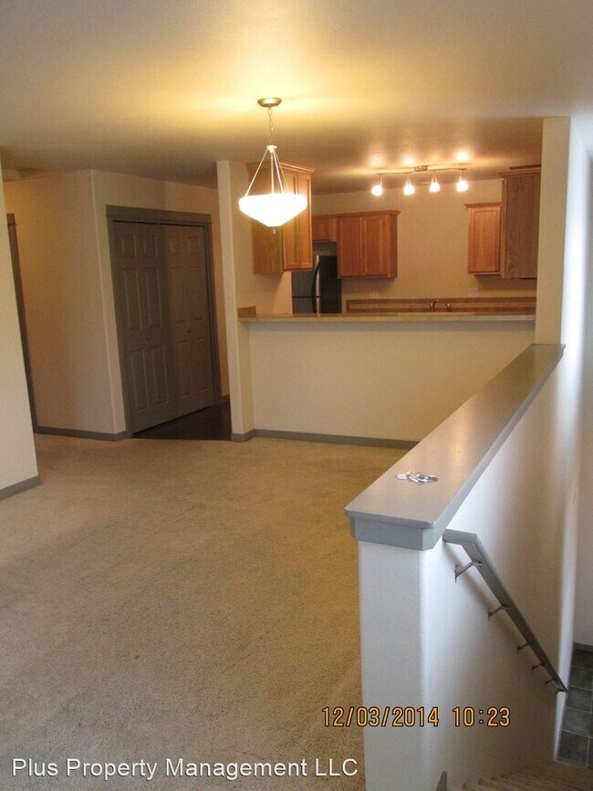 Building Photo - 1874 NW Monterey Pines Dr