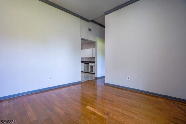 Foto del edificio - 33 Burnet St