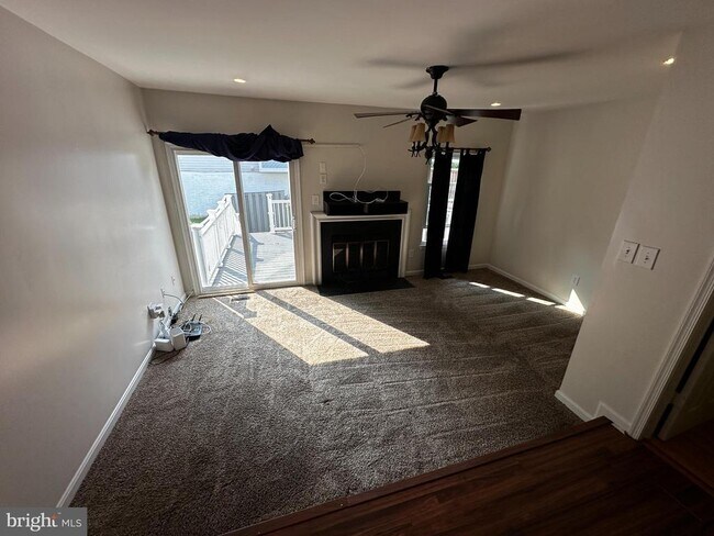 Foto del edificio - 9607 Clocktower Ln