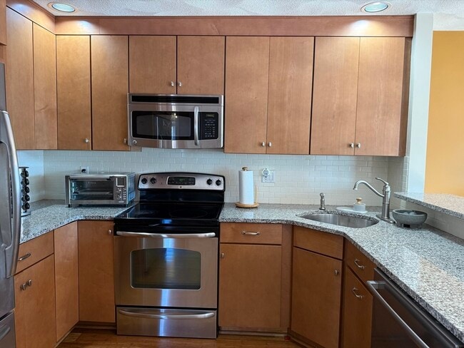 Building Photo - 1 Carnation Cir