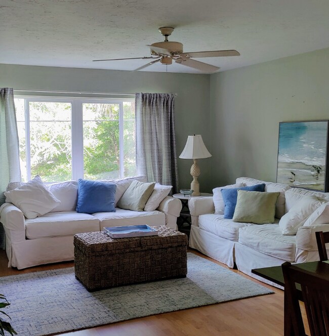 Foto del edificio - 409 Manatee Ct