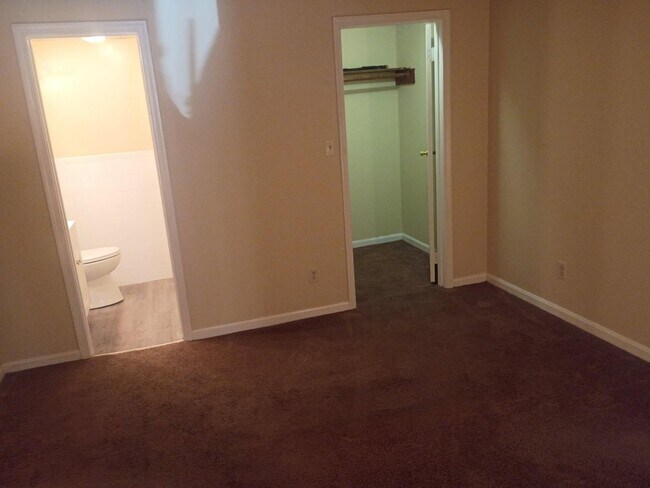 Foto del edificio - 48844 Park Pines Dr