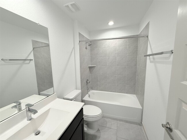 Building Photo - 28930 Yampa Mill Ln