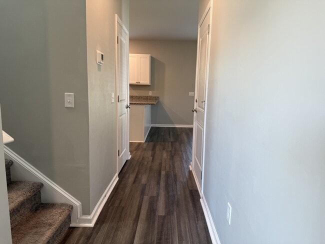 Building Photo - 259 Enclave Wy