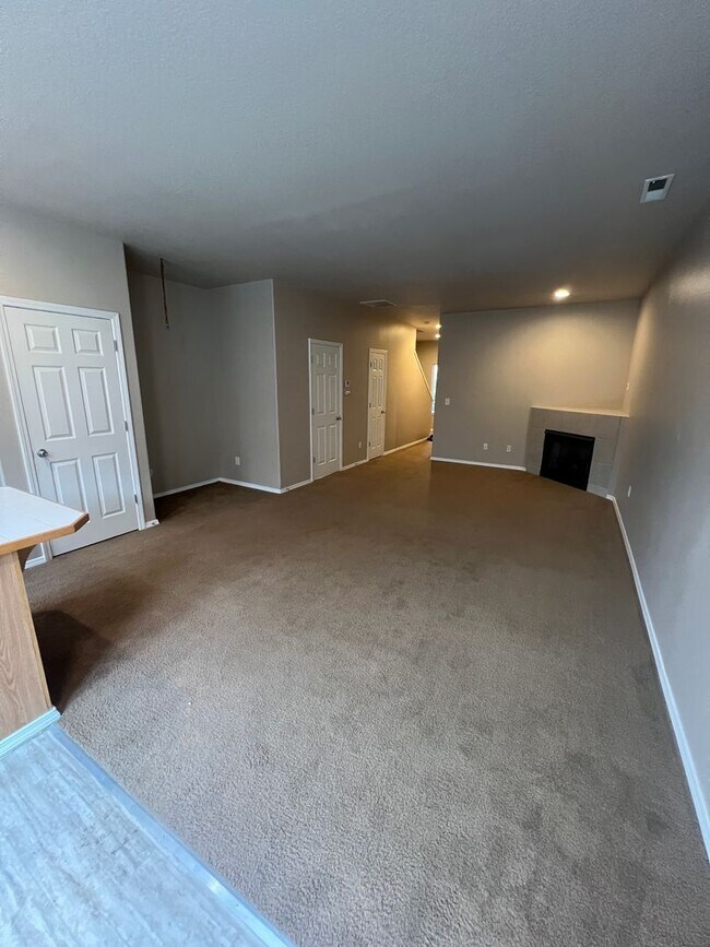 Foto del edificio - 3 Bedroom 2.5 Bath Home in Kelly Creek Estates