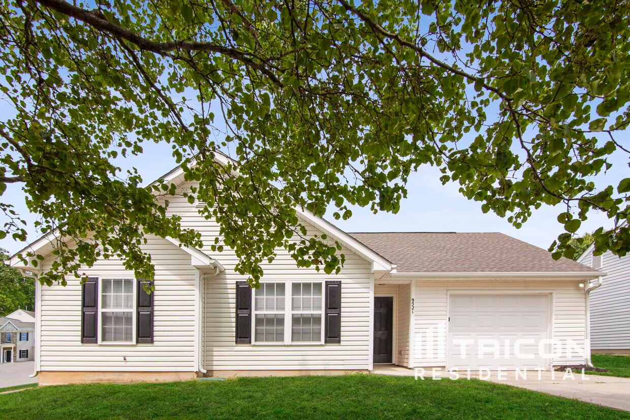 Foto principal - 9521 Isaac Hunter Dr
