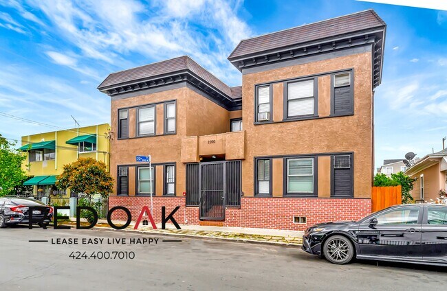 Building Photo - ~2 Weeks FREE~ Charming and Bright Studio ...