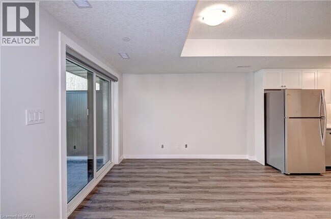 Building Photo - 118 Gravel Ridge Trail