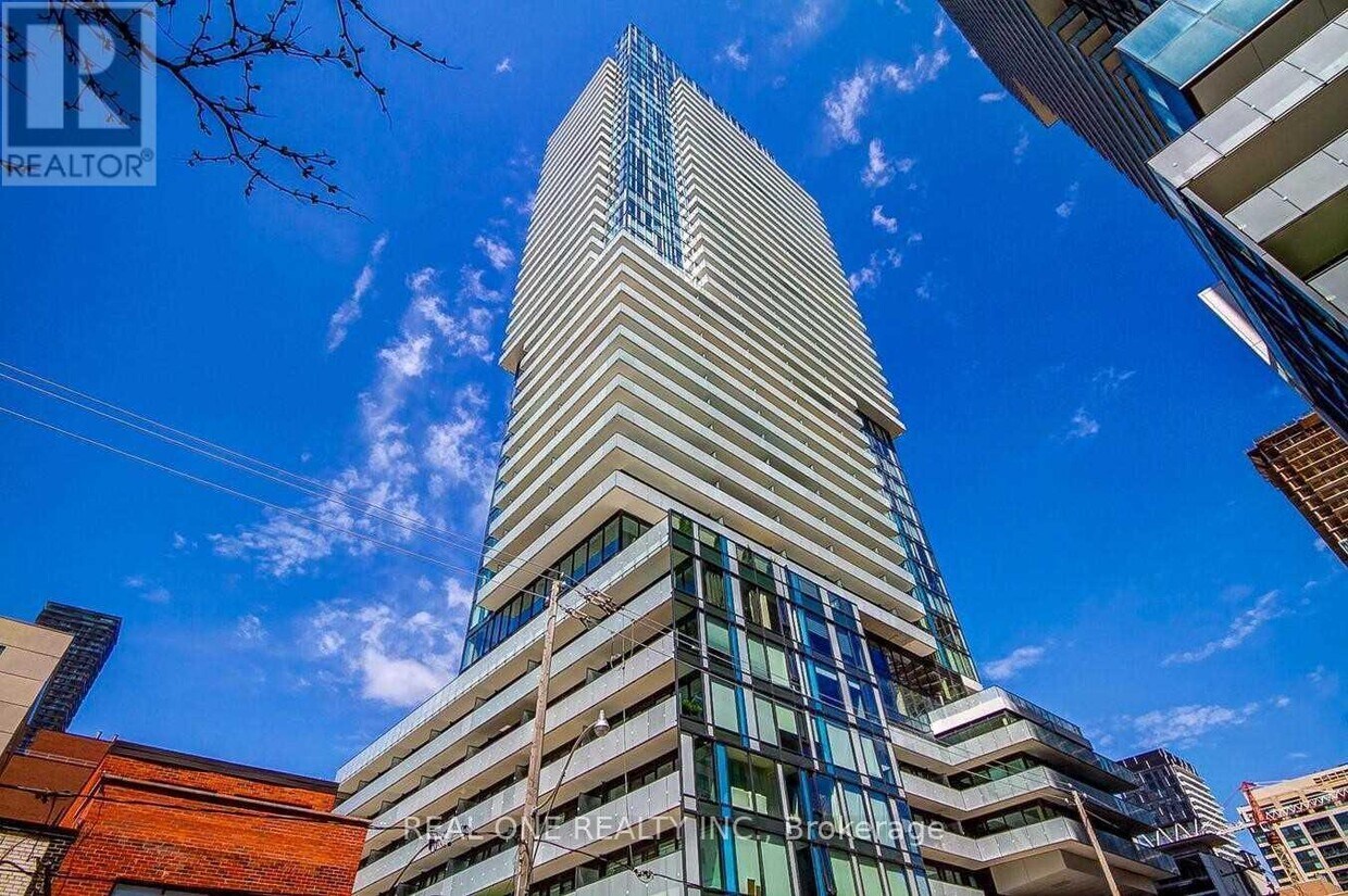 Photo principale - 161-2161 Roehampton Ave