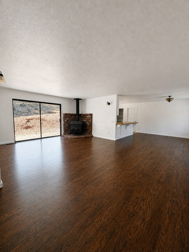 Foto del edificio - 12499 Incline Dr