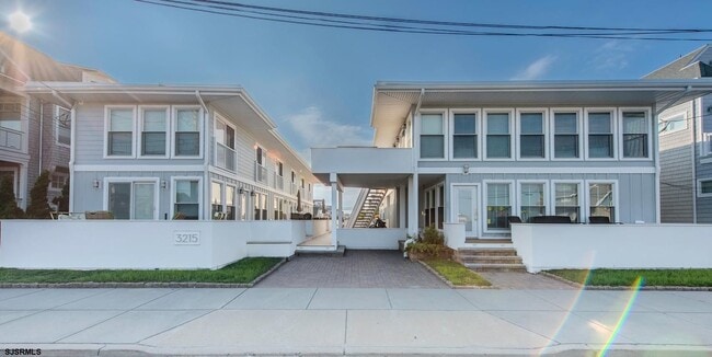 Building Photo - 3215 Atlantic Ave