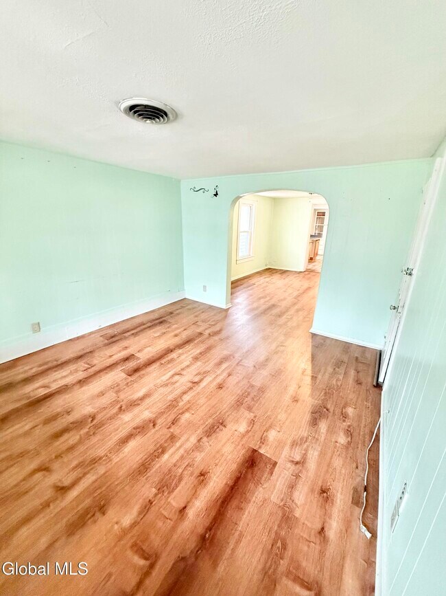 Foto del edificio - 1575 Carrie St