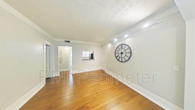 Building Photo - 864 Charles Allen Dr NE