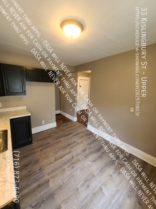 Building Photo - 33 Kislingbury St