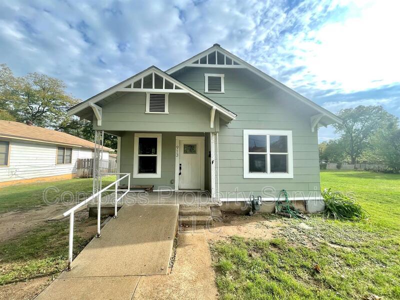 913 Lenox St, Waco, TX 76704 House Rental in Waco, TX