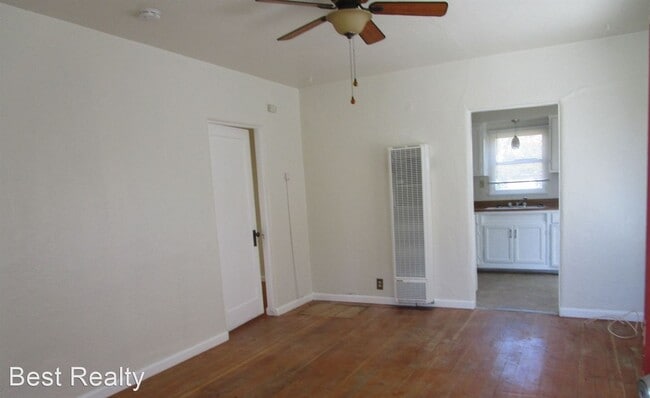 Foto del edificio - 2 br, 1 bath House - 302 S. Green Street
