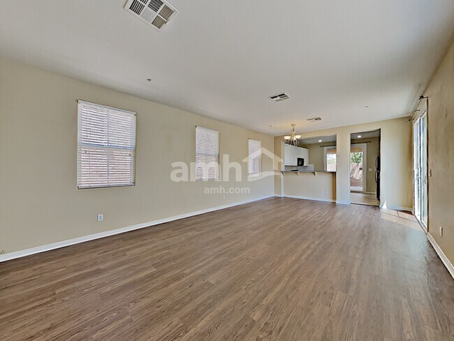 Foto del edificio - 174 Cloud Cover Ave