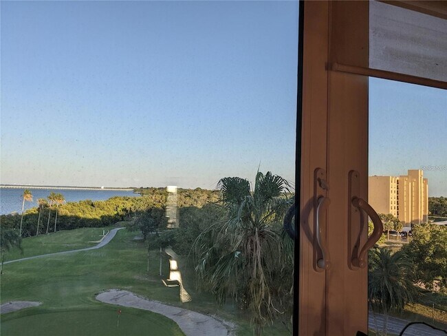 Building Photo - 2616 Cove Cay Drive Unit 703