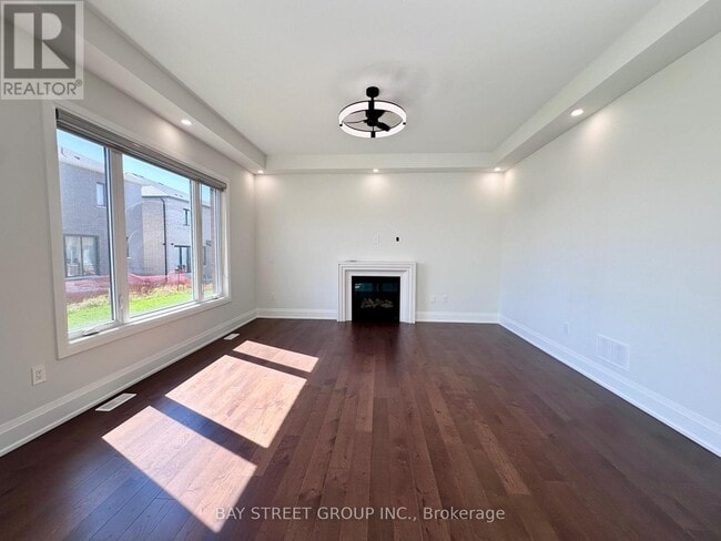 Building Photo - 15 Backhouse Dr