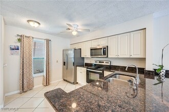 Building Photo - 25490 Cockleshell Dr
