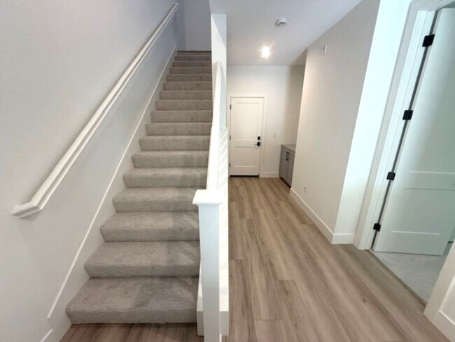 Foto del edificio - Brand New Townhome in Moonstone Community ...