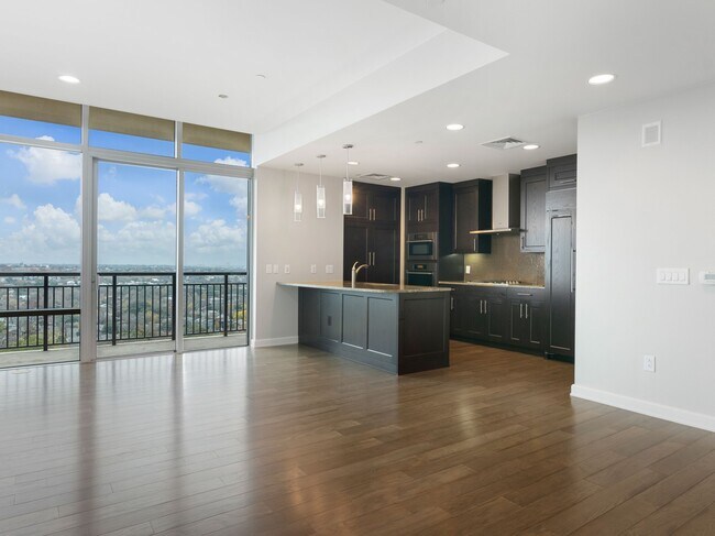 Foto del edificio - 4242 Broadway St
