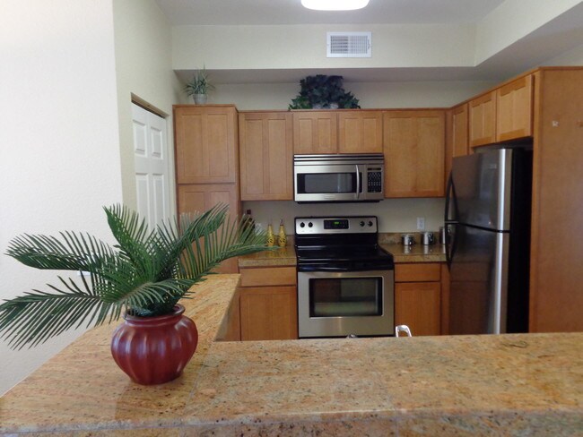 Building Photo - 1500 E Pusch Wilderness Dr