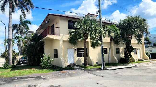 Foto del edificio - 513 S Ocean Dr