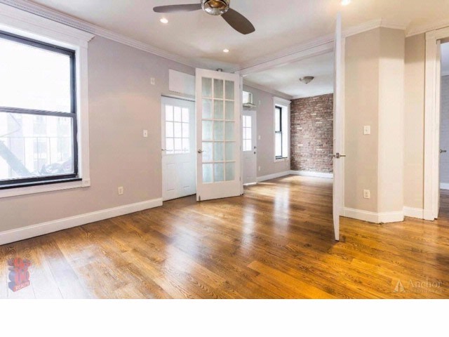 Primary Photo - 34 E 18th St