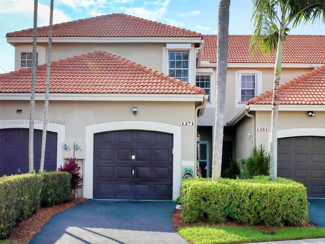 1271 Sorrento Dr, Weston, FL 33326 Townhome Rentals in Weston FL
