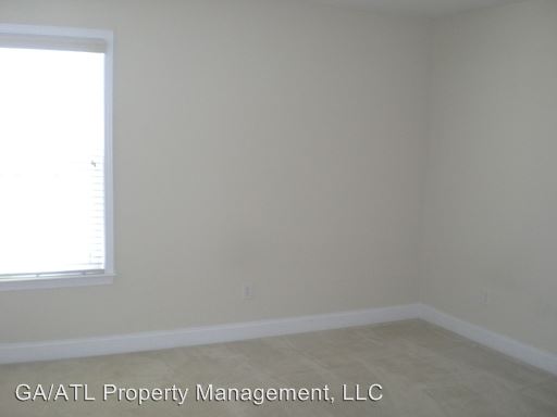 Building Photo - 652 Scenic Creek Dr